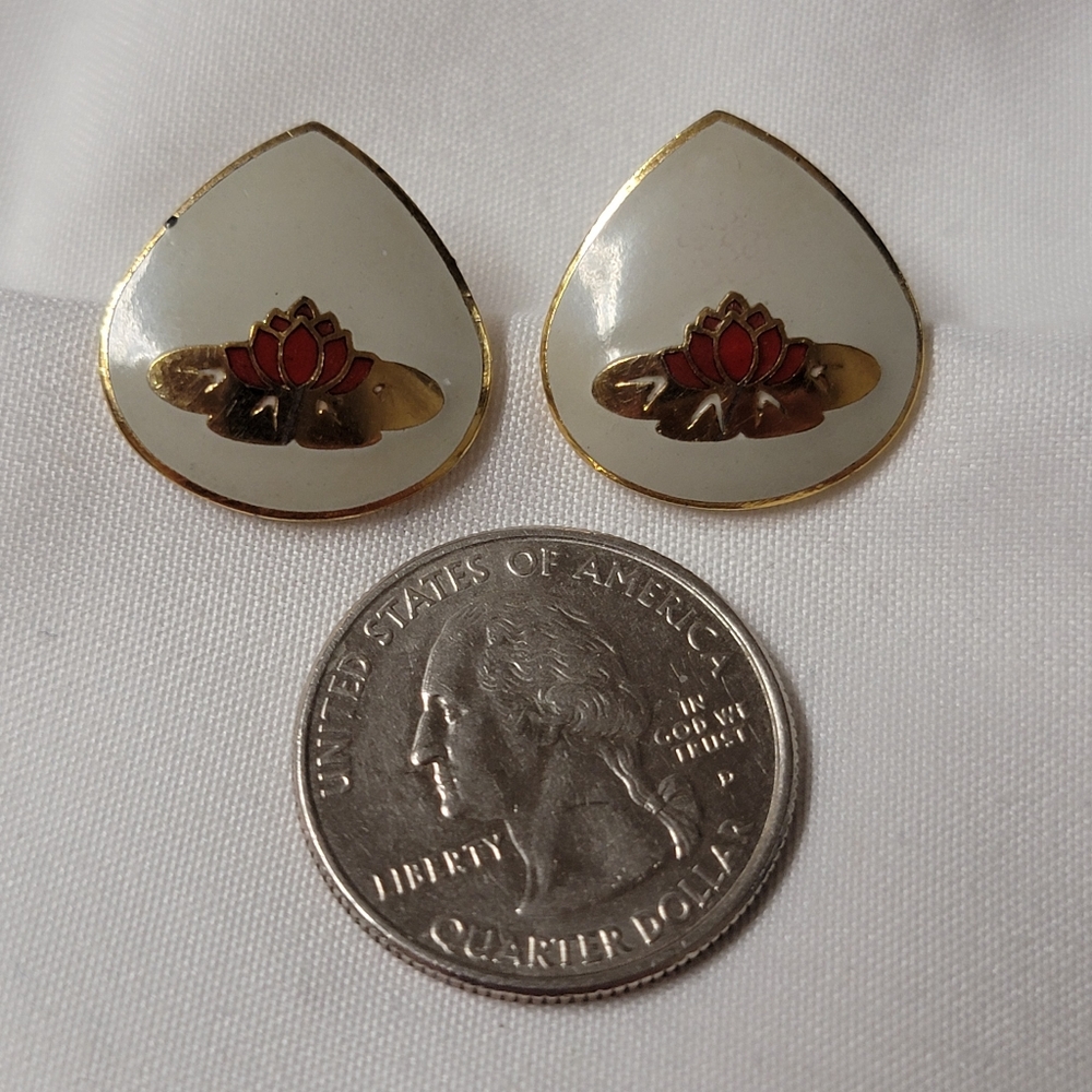 Vintage Genuine Cloisonne Earrings Water Lily Lotus Flower Gold Filled - Picture 4 of 6